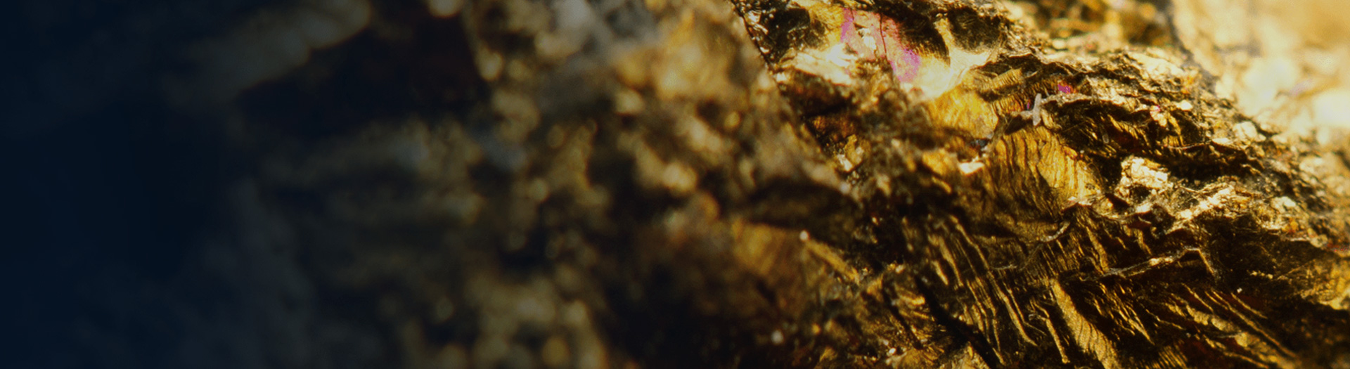 宏微观共振，铜价重返高位、白银飙至历史新高